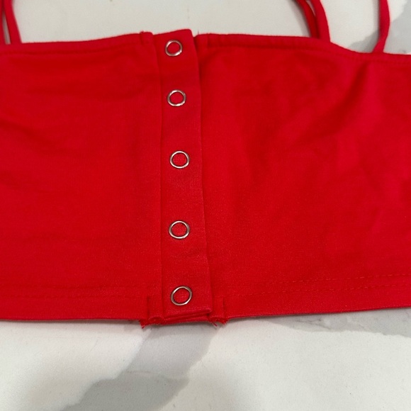 Privacy Please Goldman Ribbed Snap crop top red small - Picture 3 of 7